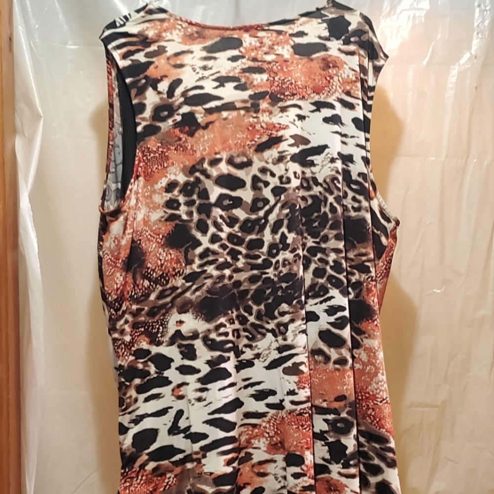 Blouse - Picture 2 of 3